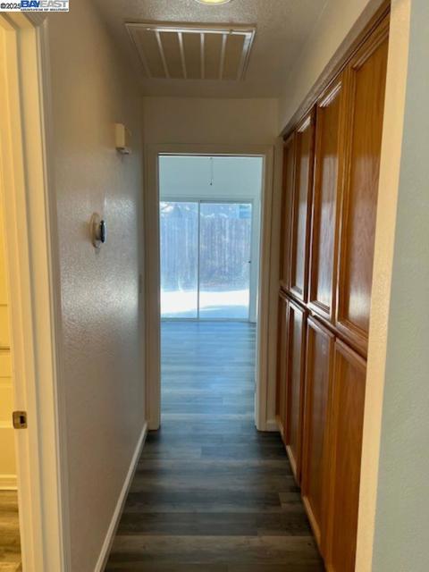 1201 Xandria Drive, Sacramento CA: https://media.crmls.org/mediaz/984e9257-f98c-4350-9d67-3c50e98194f0.jpg