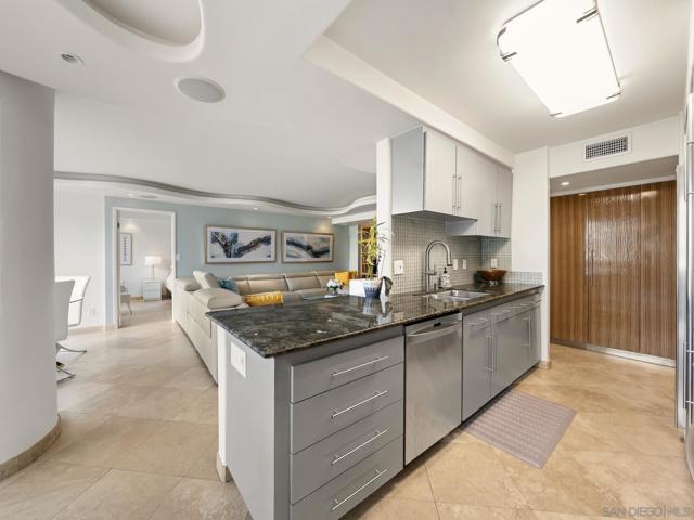 Image 26 of 69 For 1760 Avenida Del Mundo  #101 & #11