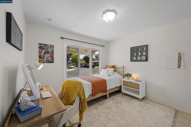 30450 Oakmont Way, Hayward CA: https://media.crmls.org/mediaz/984f35c3-8ed8-4b02-acec-4a6c7d56b45d.jpg