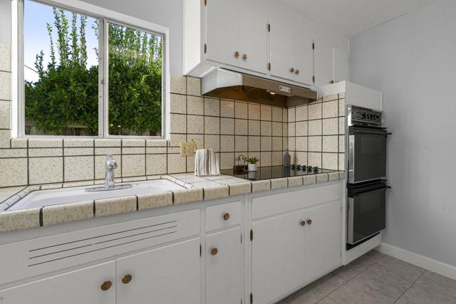 2476 Le Bain Drive, San Jose CA: https://media.crmls.org/mediaz/984f394e-d1fe-458a-96e4-5c2947081d23.jpg