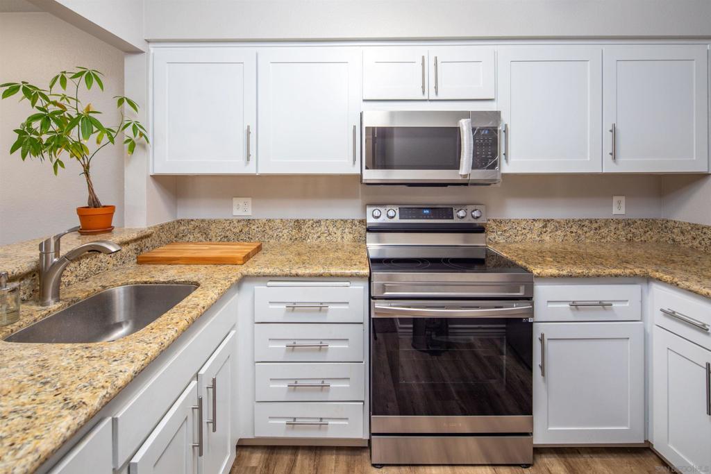 8019 Caminito De Pizza - photo 5