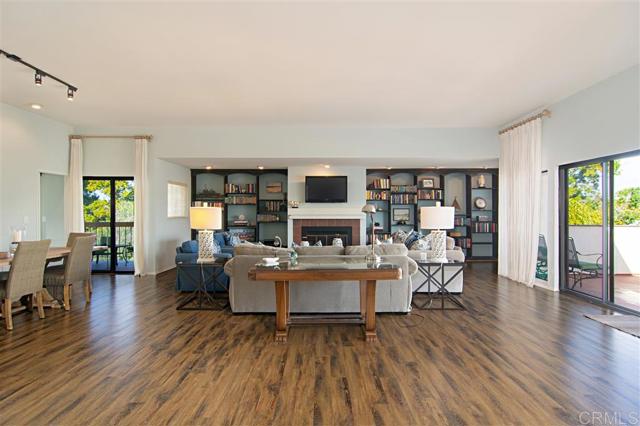 Detail Gallery Image 3 of 14 For 911 E Avenue #301,  Coronado,  CA 92118 - 3 Beds | 2/1 Baths