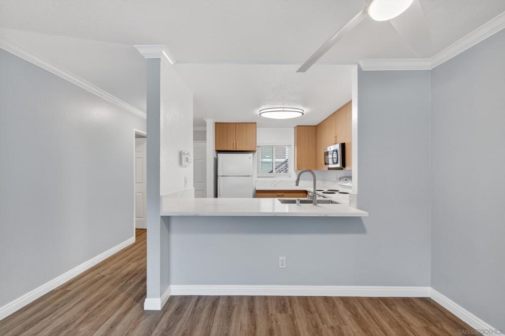 7545 Charmant Dr - photo 5