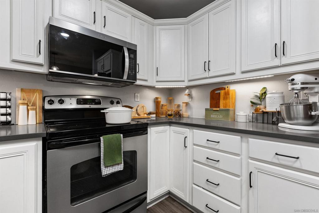 506 Canyon Dr. - photo 7