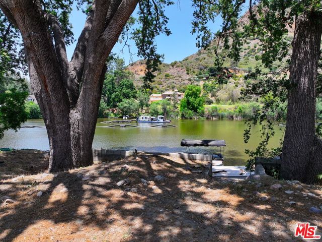 Drew Fenton | 29255 S Lakeshore Drive Agoura Hills CA | MLS: 7242853