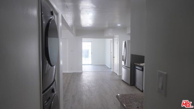 15013 Hartsook Street, Sherman Oaks CA: https://media.crmls.org/mediaz/98530b60-ce74-442a-bf6c-8510a9ed19f9.jpg