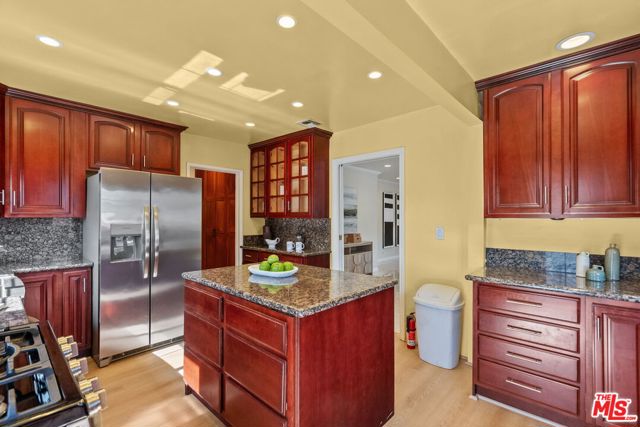 6319 Willowcrest Avenue, North Hollywood CA: https://media.crmls.org/mediaz/98532171-a179-4f3f-b82f-3a2829549e89.jpg
