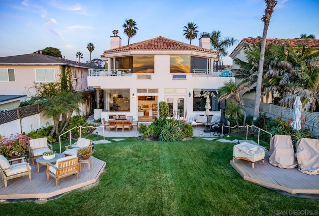 538 4th St, Encinitas CA: https://media.crmls.org/mediaz/9854c0da-86fd-47c1-bf86-8b6e9cab2870.jpg