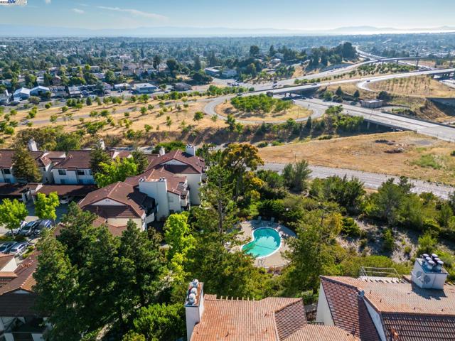 21083 Gary Dr, Hayward CA: https://media.crmls.org/mediaz/985581d2-0c92-442c-a58d-7007cf0589d5.jpg