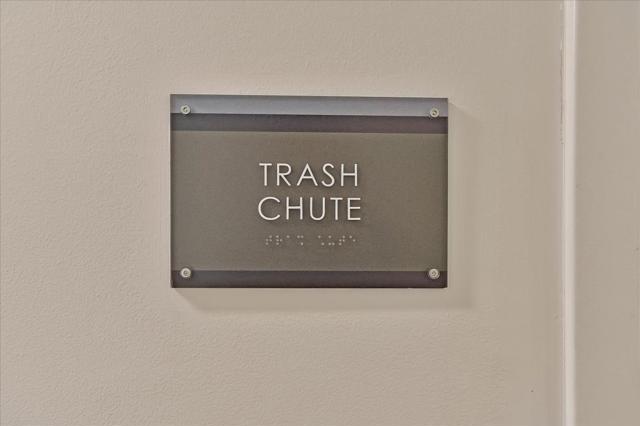 1075 Market Street, San Francisco CA: https://media.crmls.org/mediaz/98558d94-cb3f-4921-8c66-607cf162037a.jpg