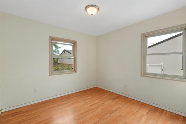 4352 Athens St, San Diego CA: https://media.crmls.org/mediaz/9855fea7-0a40-464e-83d0-cf6e1fd0e340.jpg