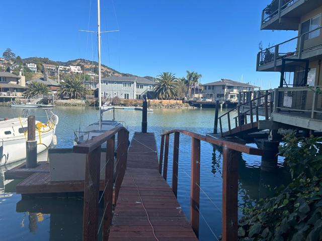 440 Canal Street, San Rafael CA: https://media.crmls.org/mediaz/985618bc-55d4-4a4a-ab28-26f12755df63.jpg