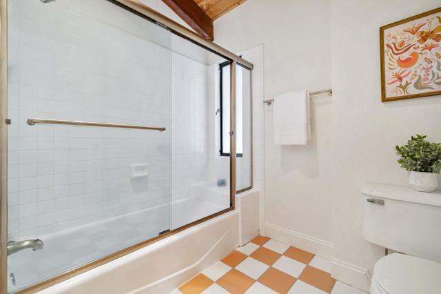 805 Old Mill Pond Road, Los Gatos CA: https://media.crmls.org/mediaz/9856c6db-cb45-4c5d-a89e-2999139ad146.jpg
