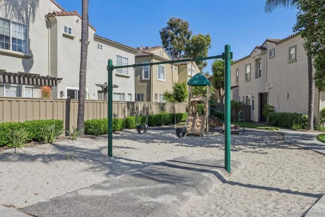 11856 Miro Circle, San Diego CA: https://media.crmls.org/mediaz/9856cb10-3ba9-4c72-a582-e8f22c02f832.jpg