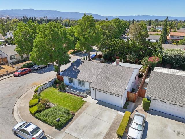 5195 Calicowood Place, San Jose CA: https://media.crmls.org/mediaz/98592580-882d-4bf9-87b5-fdcd500c2c92.jpg