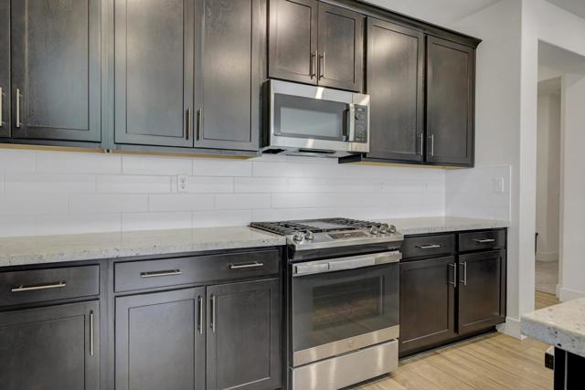 2606 Salinger Avenue, Tracy CA: https://media.crmls.org/mediaz/985a47de-b253-4b9e-8f8b-49b77926598a.jpg