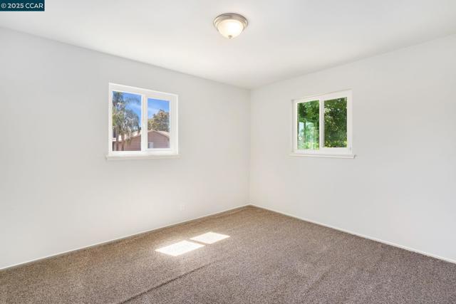2629 Riesling Way, Rancho Cordova CA: https://media.crmls.org/mediaz/985ac72e-722d-43bf-b95f-68bd9a4c5a8e.jpg
