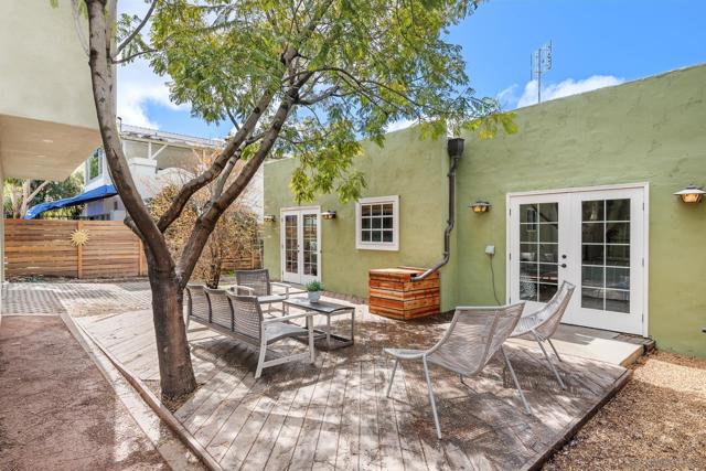 4605 4607 Terrace Dr, San Diego CA: https://media.crmls.org/mediaz/985b125a-6016-4599-8cd0-7aec16da30e2.jpg