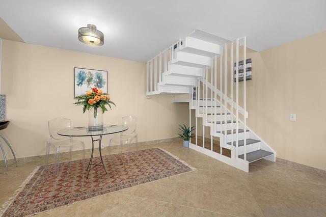 7952 Playmor Ter, San Diego, California 92122, 3 Bedrooms Bedrooms, ,2 BathroomsBathrooms,Townhouse,For Sale,Playmor Ter,250020517SD