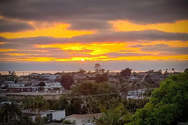 Detail Gallery Image 1 of 51 For 289 Hygeia Ct, Encinitas,  CA 92024 - 3 Beds | 2 Baths
