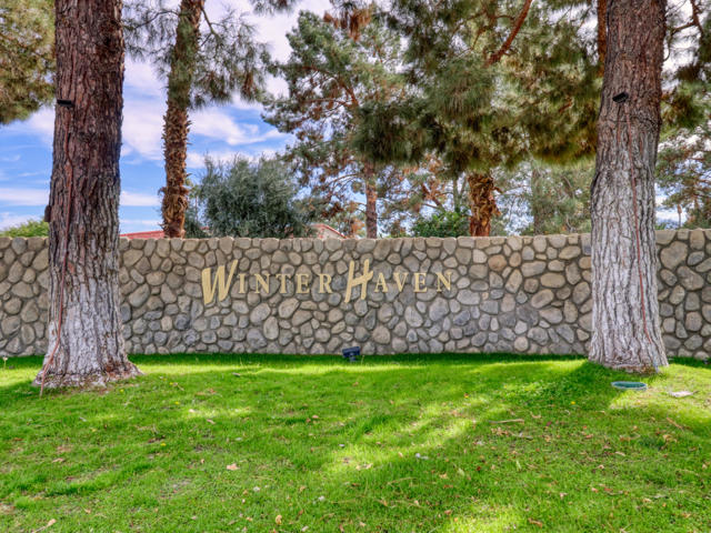 171 Winterhaven Circle, Palm Desert CA: https://media.crmls.org/mediaz/985dc8de-3d6a-4d30-acd3-fceceb6e2641.jpg