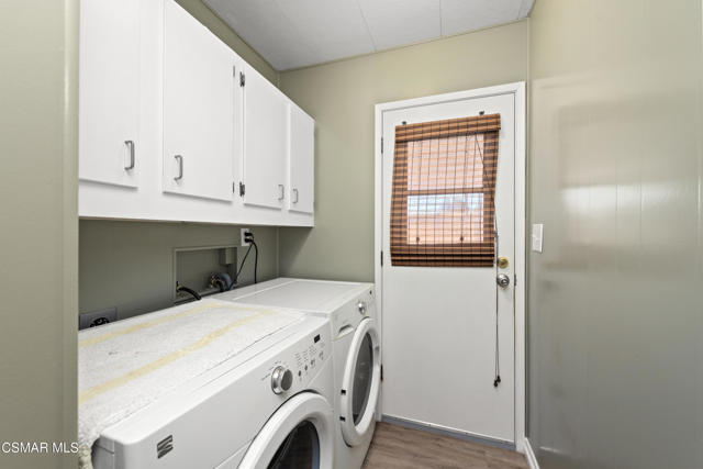 4388 Central Avenue, Camarillo CA: https://media.crmls.org/mediaz/985dea02-4f02-4d45-a4b6-f2fc8edbc2c3.jpg
