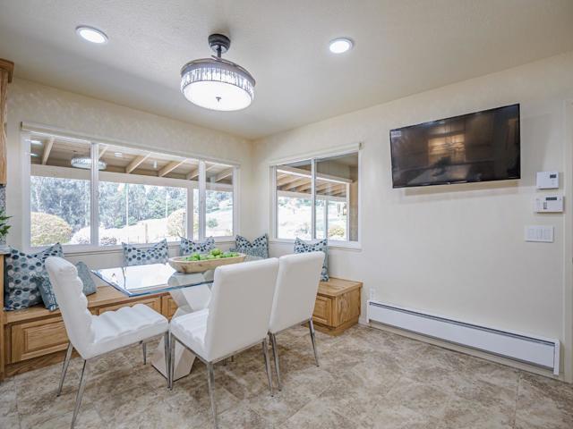 20150 Tarawild Court, Prunedale CA: https://media.crmls.org/mediaz/985e860b-95eb-4373-b3cb-db335f0d557e.jpg