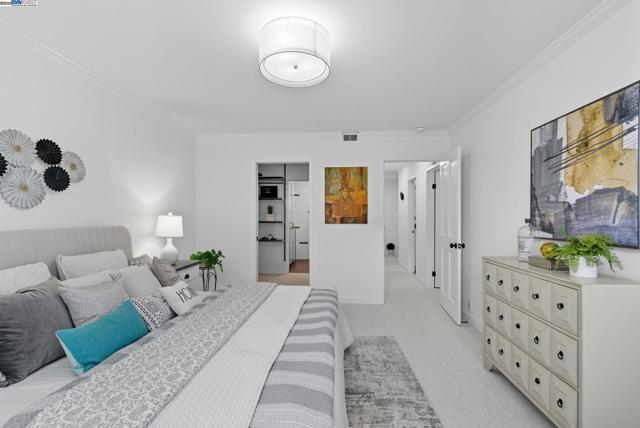 156 Lombard St, San Francisco CA: https://media.crmls.org/mediaz/985ecfdc-3df3-4b80-97a4-ea357538e505.jpg