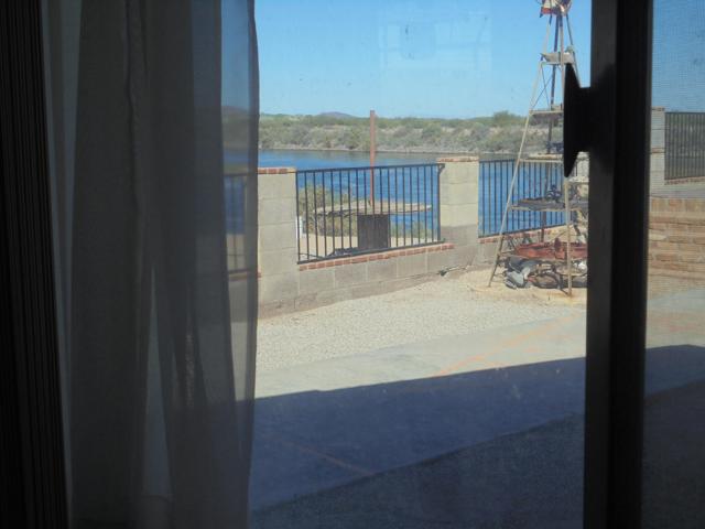 5682 Colorado River Road, Blythe CA: https://media.crmls.org/mediaz/98620f3f-a8f0-4878-887a-bc93c6f8bc44.jpg