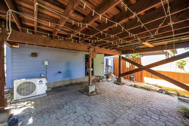 405 Langley St, San Diego CA: https://media.crmls.org/mediaz/9864b178-f7f2-466a-8774-ba92fcfe71e3.jpg