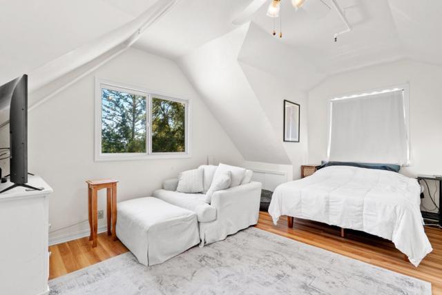 7919 Empire Grade, Santa Cruz CA: https://media.crmls.org/mediaz/9864cafc-c1cf-4a83-af70-5702c1dcd861.jpg