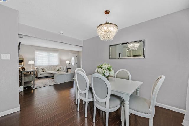 7845 Ironwood Dr, Dublin CA: https://media.crmls.org/mediaz/98653f72-0759-48fc-978c-d75e0ed97bed.jpg