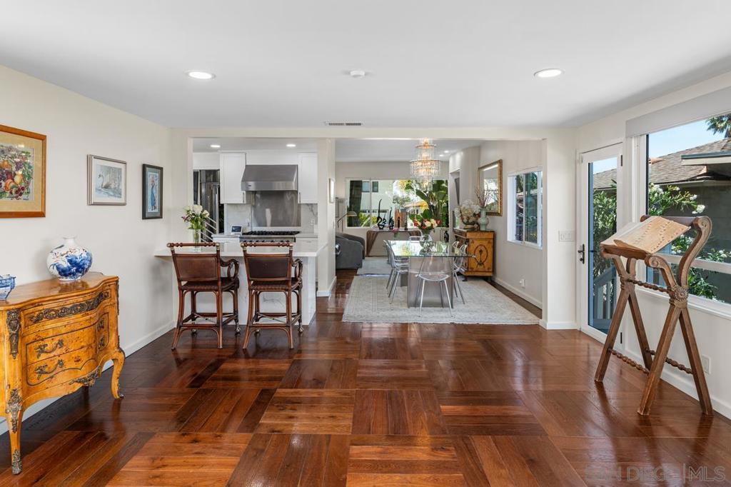 2388 Juan Street - photo 9