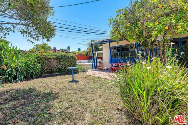 2118 Trudie Drive, Rancho Palos Verdes, California 90275, 2 Bedrooms Bedrooms, ,2 BathroomsBathrooms,Residential,Sold,Trudie,23305199