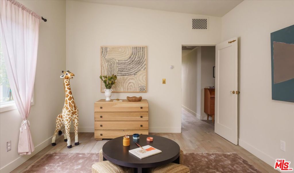 MLS #26856593 image #28