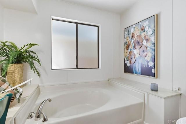 Detail Gallery Image 25 of 54 For 5229 Don Valdez Dr, Carlsbad,  CA 92010 - 2 Beds | 2 Baths