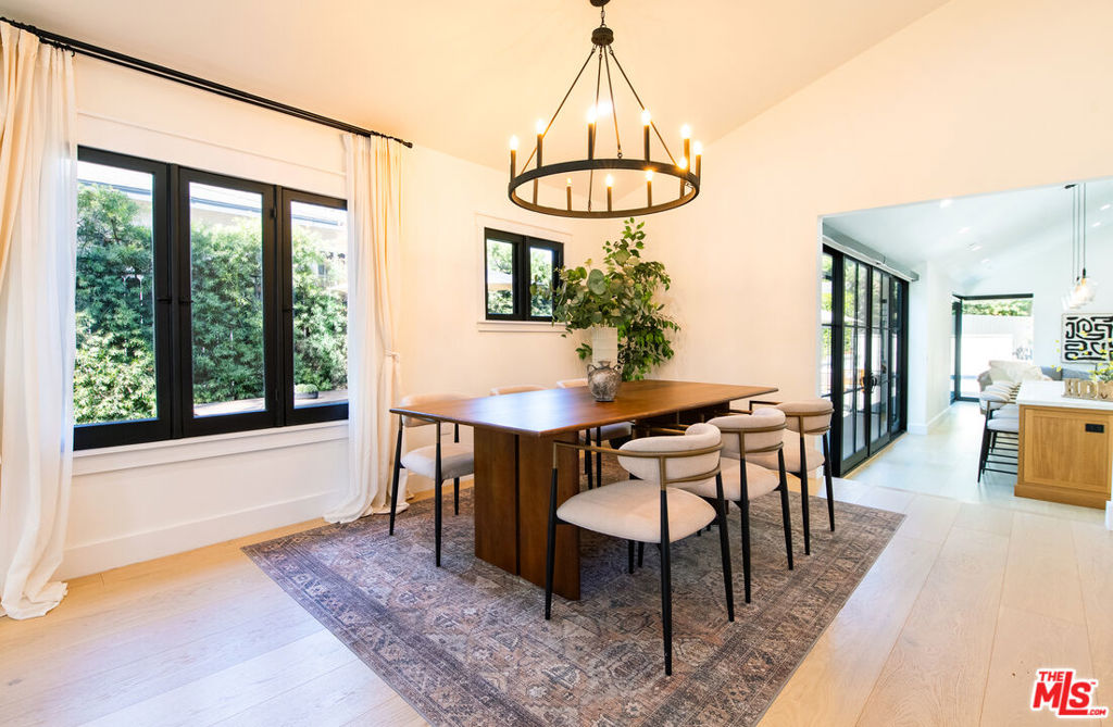 MLS #25608887 image #17