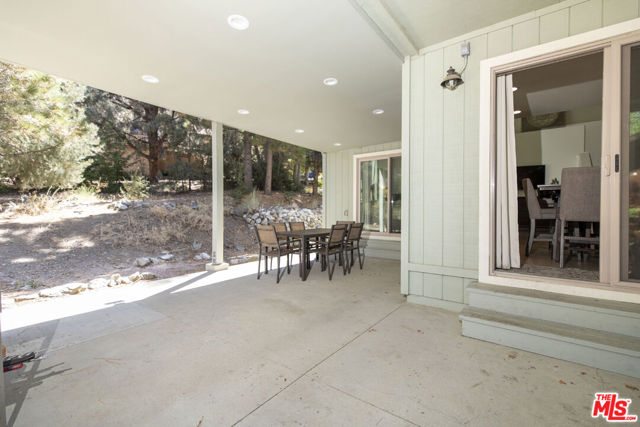 1712 Woodland Drive, Pine Mountain Club CA: https://media.crmls.org/mediaz/986a7c55-adb0-4caa-8523-fa7cd7e7ad92.jpg
