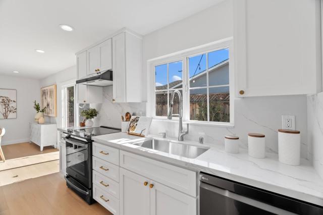 3389 Creighton Place, Santa Clara CA: https://media.crmls.org/mediaz/986a89be-3b1a-451e-82e3-e119893ff3f8.jpg