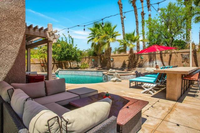 79320 Desert Wind Court, La Quinta CA: https://media.crmls.org/mediaz/986a8f59-57e7-4dcf-acd9-8ecf6100117f.jpg