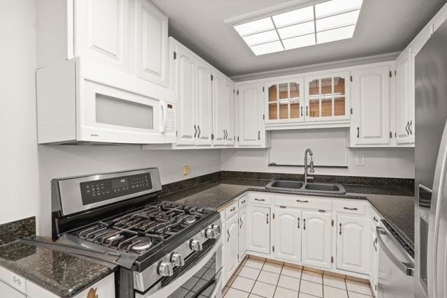 36466 Haley Street, Newark CA: https://media.crmls.org/mediaz/986ab033-ec05-433d-92d2-a871ad6e7d35.jpg