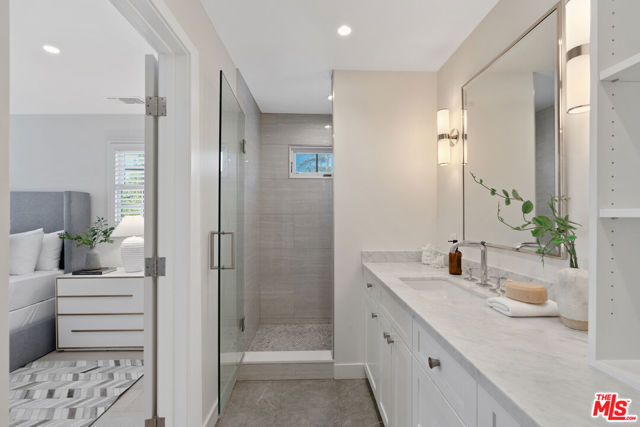 Image 31 of 57 For 632 Arden Boulevard