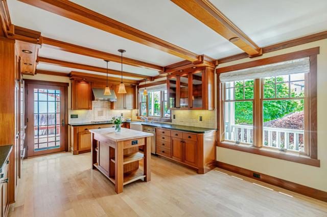 5005 Emerald Street, Capitola CA: https://media.crmls.org/mediaz/986ac37c-fe61-4a3d-a289-623c7a4ce23a.jpg