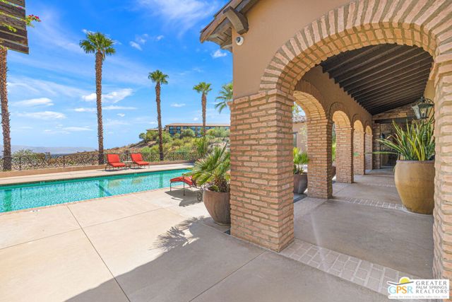 25 Santa Rosa Mountain Lane, Rancho Mirage, CA 92270
