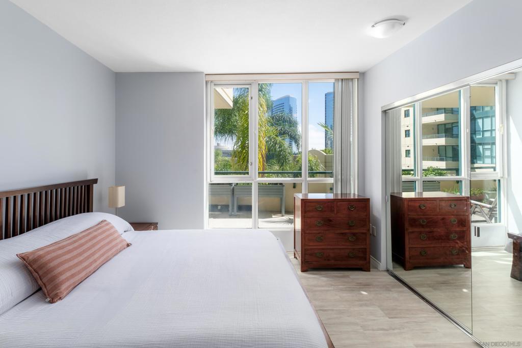 MLS #250036749SD image #13