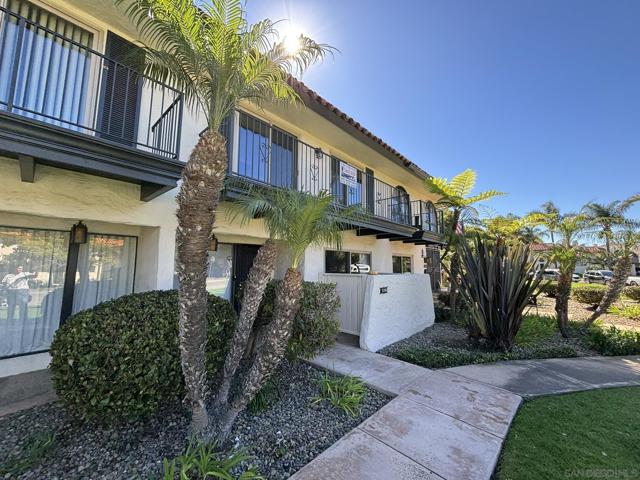 3249 Loma Riviera Dr., San Diego CA: https://media.crmls.org/mediaz/986f5018-284a-4c66-a73d-bd5bc9a21008.jpg