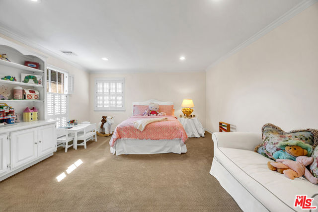12911 MARLBORO Street, Los Angeles CA: https://media.crmls.org/mediaz/9870c75d-6490-442f-95cf-be048ab8f160.jpg