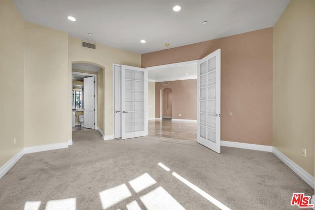11847 Gorham Avenue, Los Angeles CA: https://media.crmls.org/mediaz/98712d01-980e-4d90-a107-25fea8dc4a41.jpg