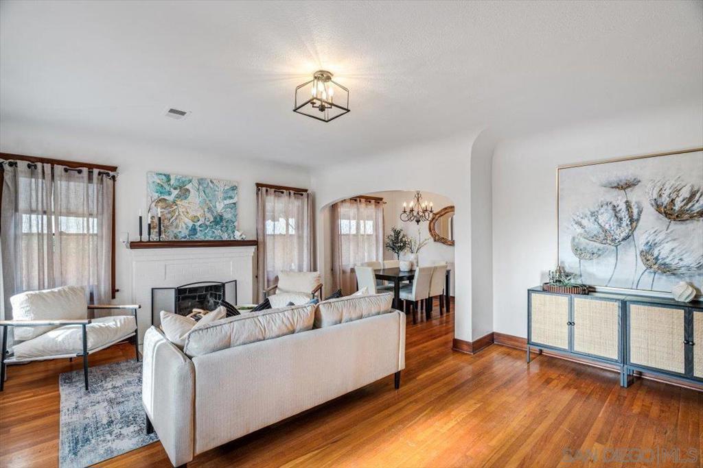 4544 Kensington Dr - photo 4