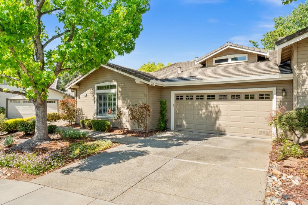 8631 American Oak Drive
